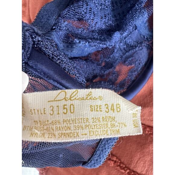 Vintage Delicates Size 34B Navy Blue Lace Bra - Picture 6 of 6
